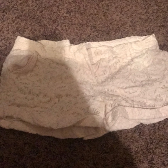 Red camel shorts - Picture 1 of 2